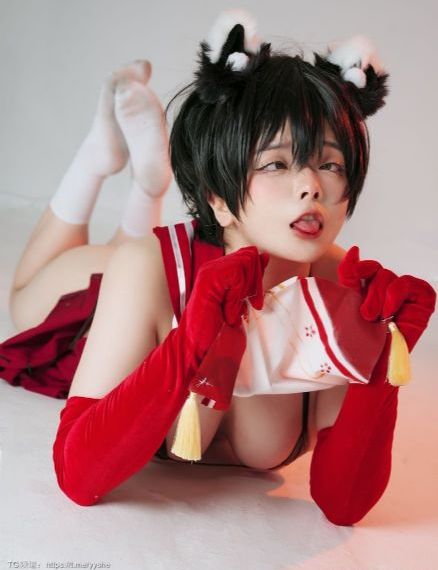 秋霞看电影